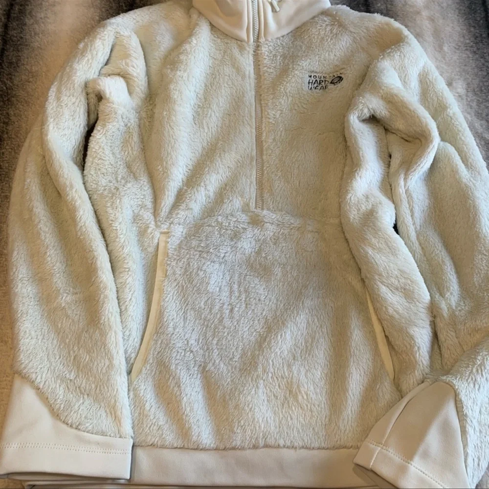 Mountain Hardware Monkey Fleece Pullover 1/2 Zip in Stone